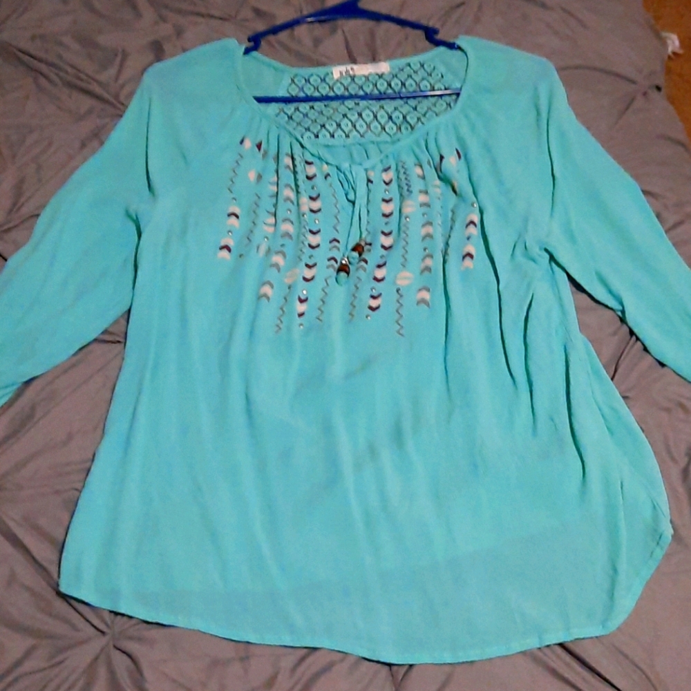 Beautiful teal shirt